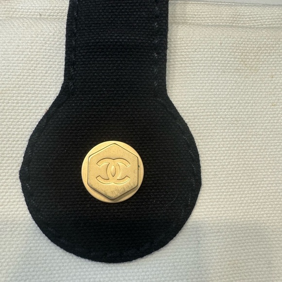 Chanel Marshmallow Coco Mark Tote - Picture 8 of 9